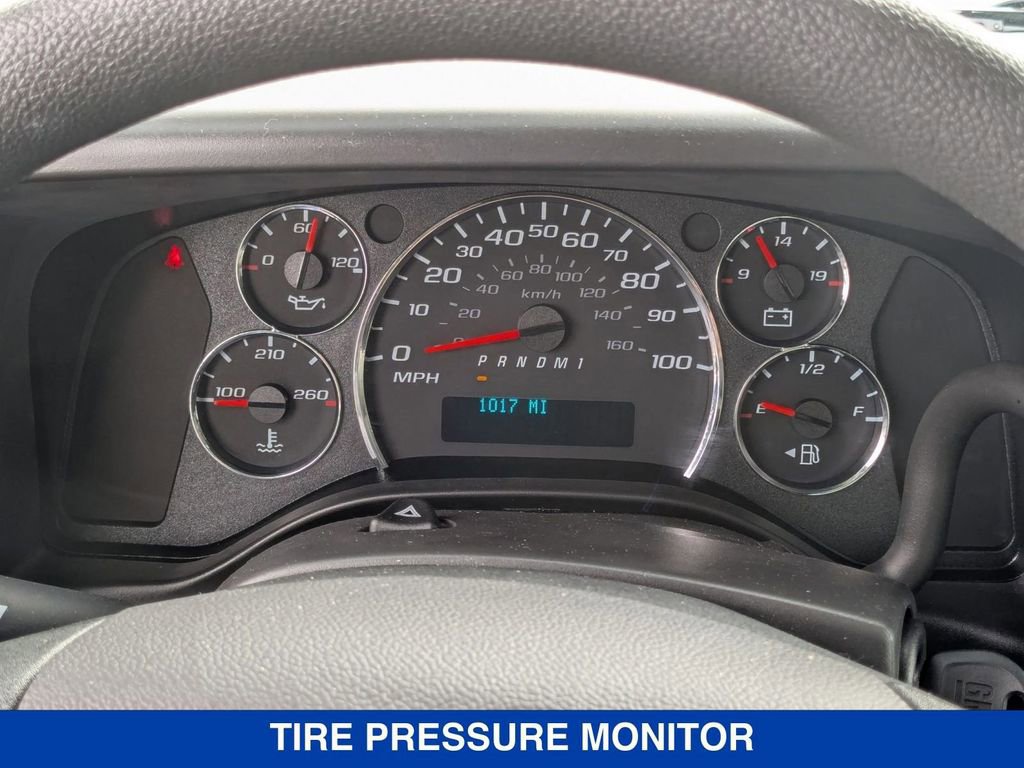 New 2025 GMC Savana 3500 w/ Power Convenience Package image 17