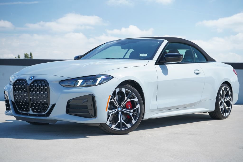 New 2026 BMW 430i Convertible w/ M Sport Package image 2