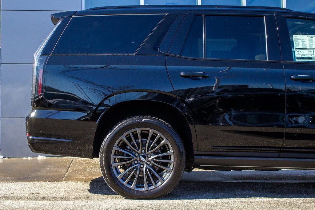 Used 2026 Cadillac Escalade Platinum Sport w/ LPO, Floor Liner Package image 6