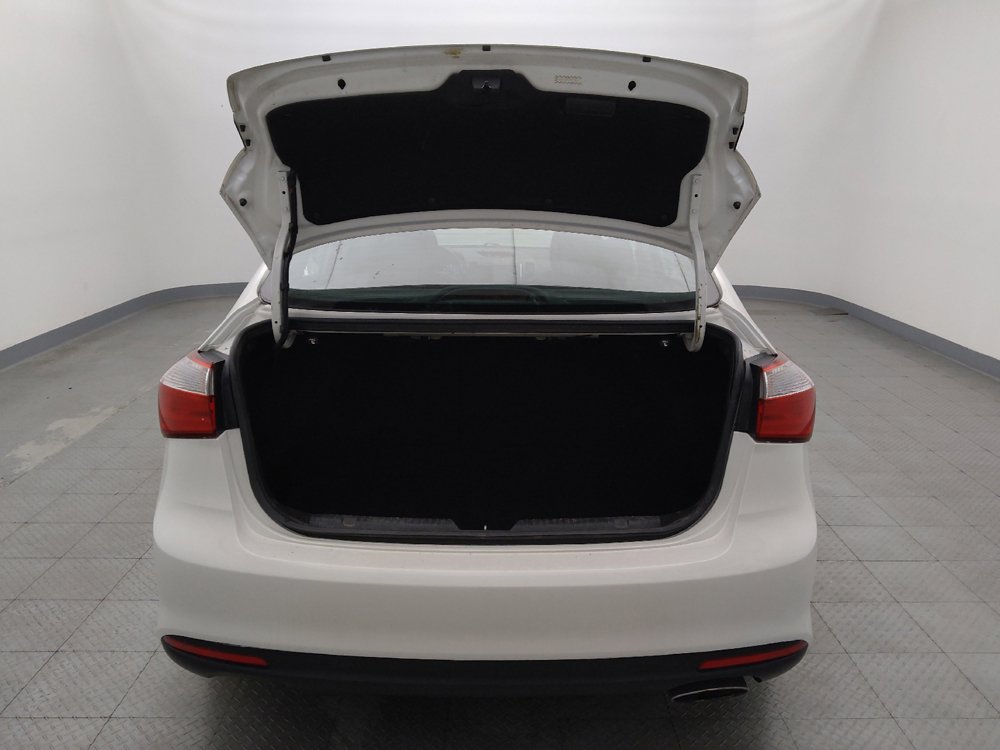 Used 2017 Kia Forte S FWD image 29