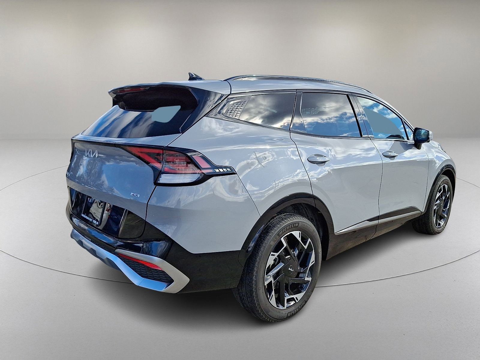 Used 2024 Kia Sportage SX image 11