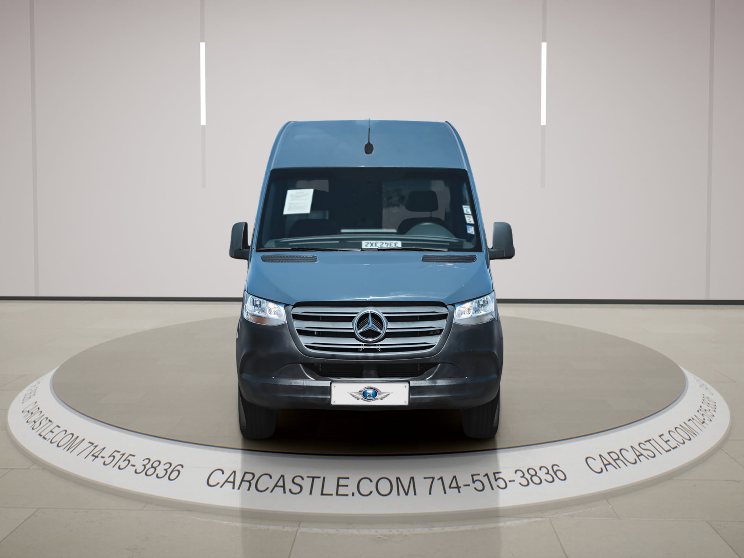 Used 2019 Mercedes-Benz Sprinter 170 image 2