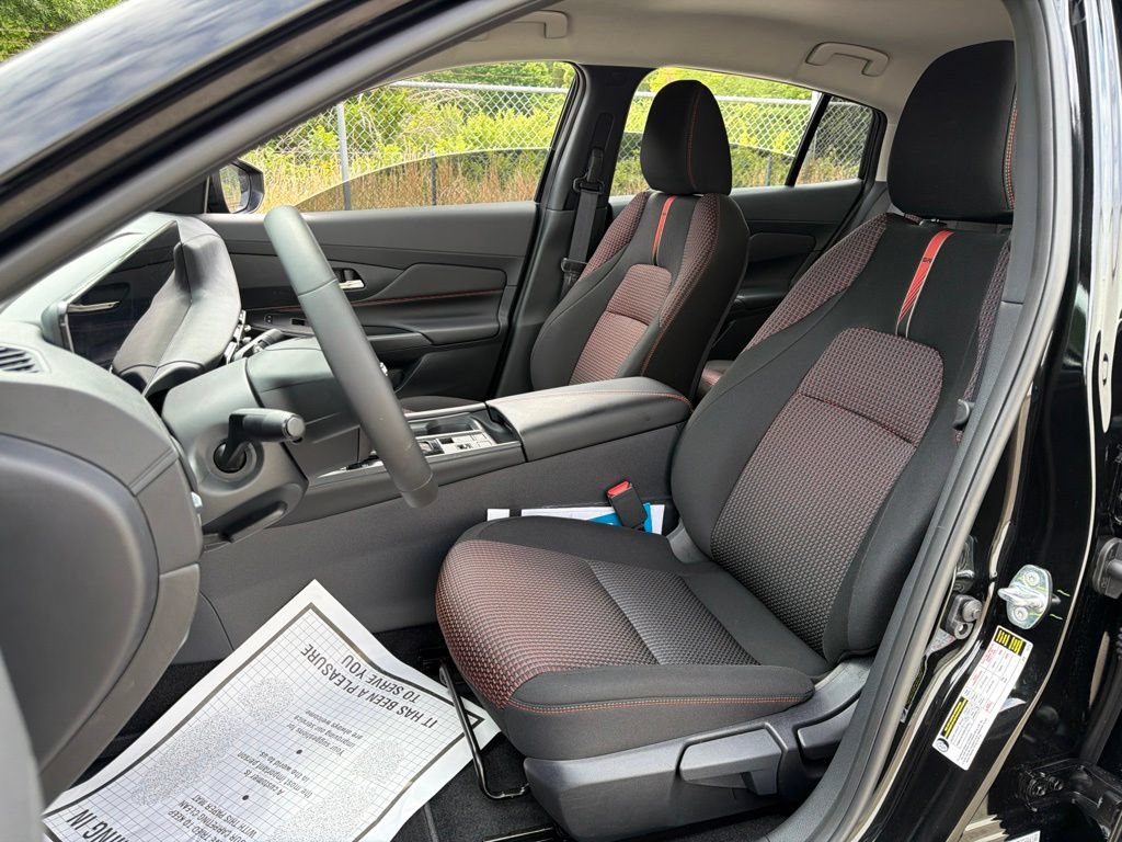 Used 2026 Nissan Sentra SR w/ Floor Mat Package FWD image 22