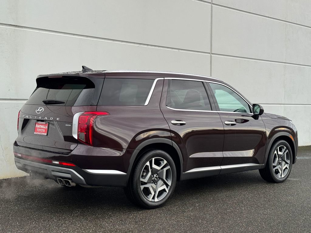 Used 2024 Hyundai Palisade Limited image 7