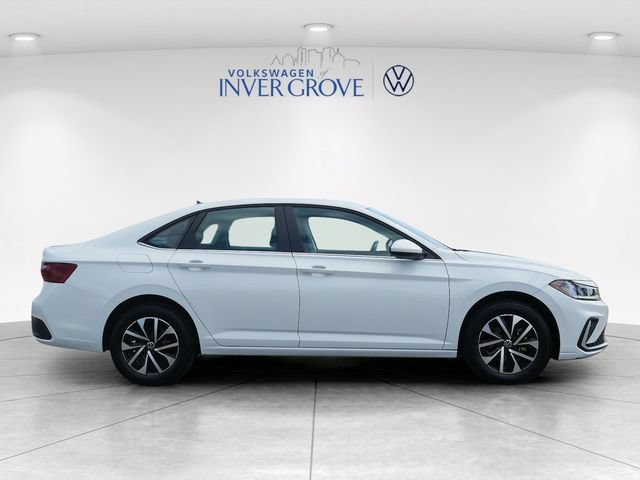 Certified 2025 Volkswagen Jetta S FWD image 8