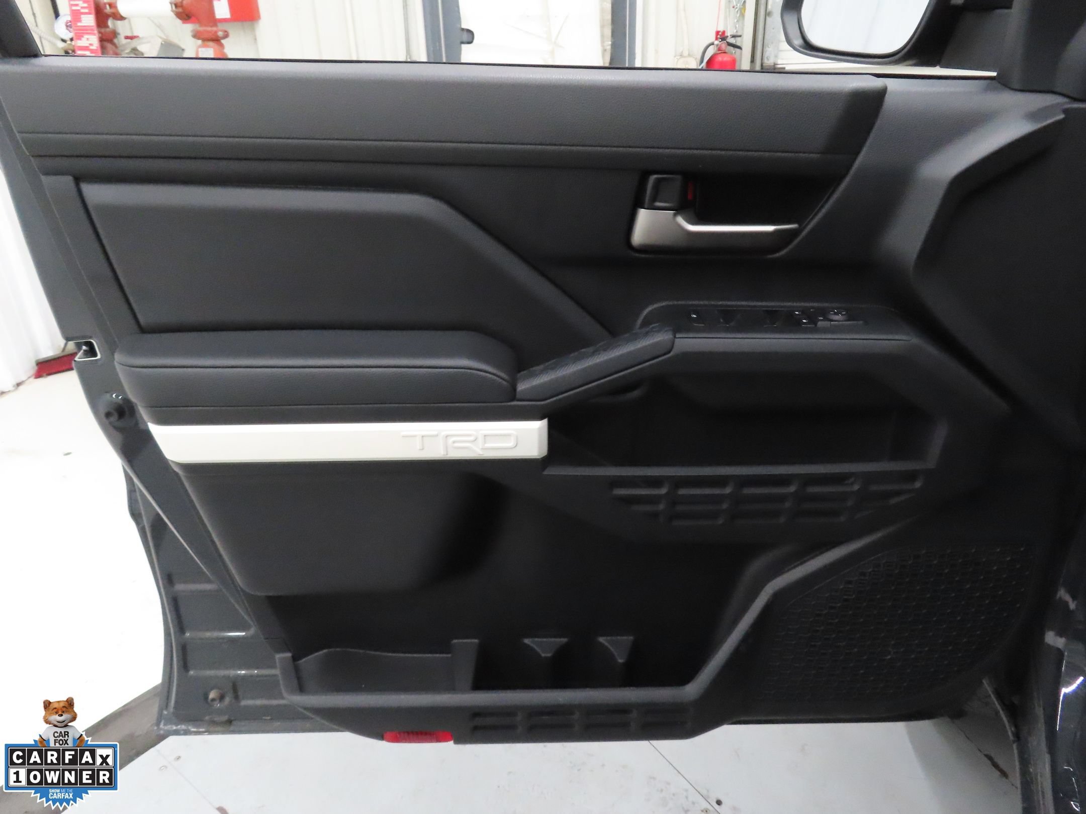 Used 2024 Toyota Tacoma TRD Off-Road AWD/4WD image 10