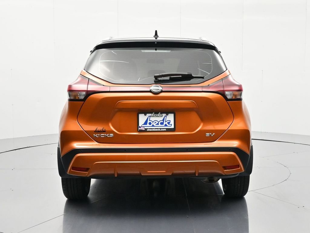 Used 2022 Nissan Kicks SV FWD image 6