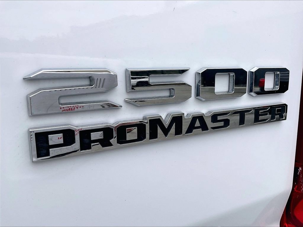Used 2025 RAM ProMaster 2500 w/ U-Haul Equipment Group FWD image 27