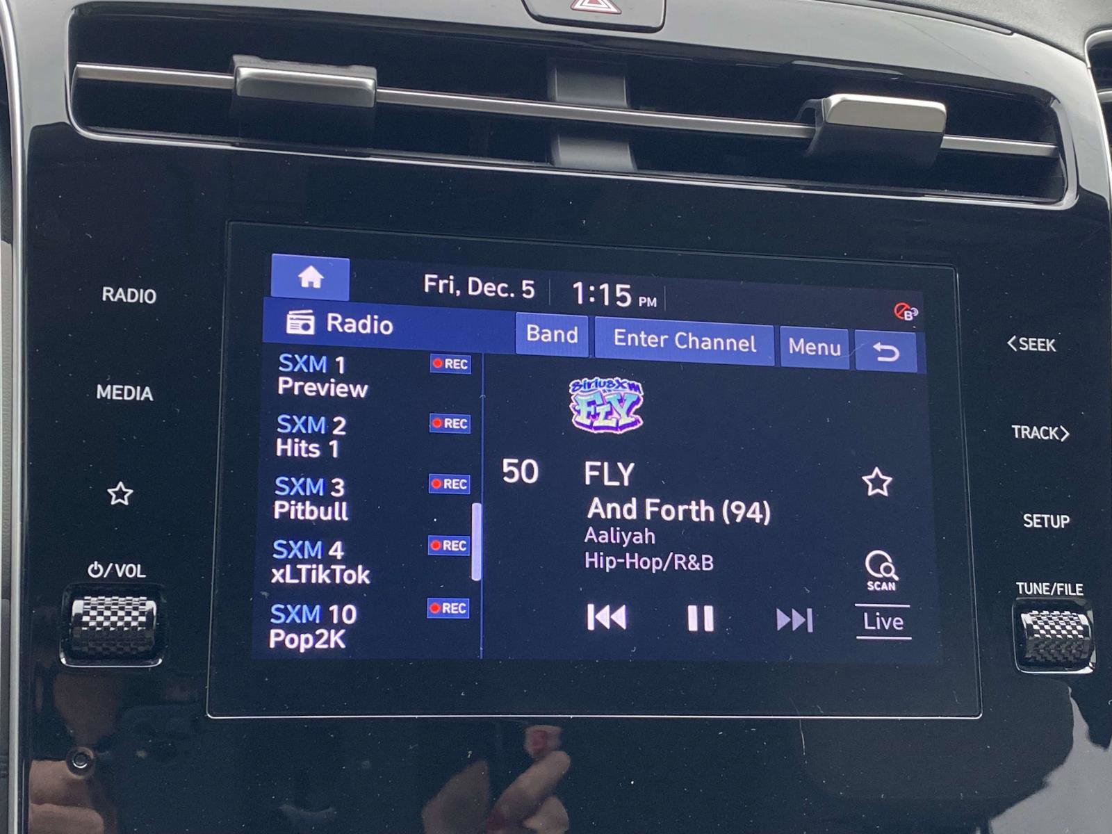 Used 2022 Hyundai Tucson SEL w/ Convenience + Premium Package image 7