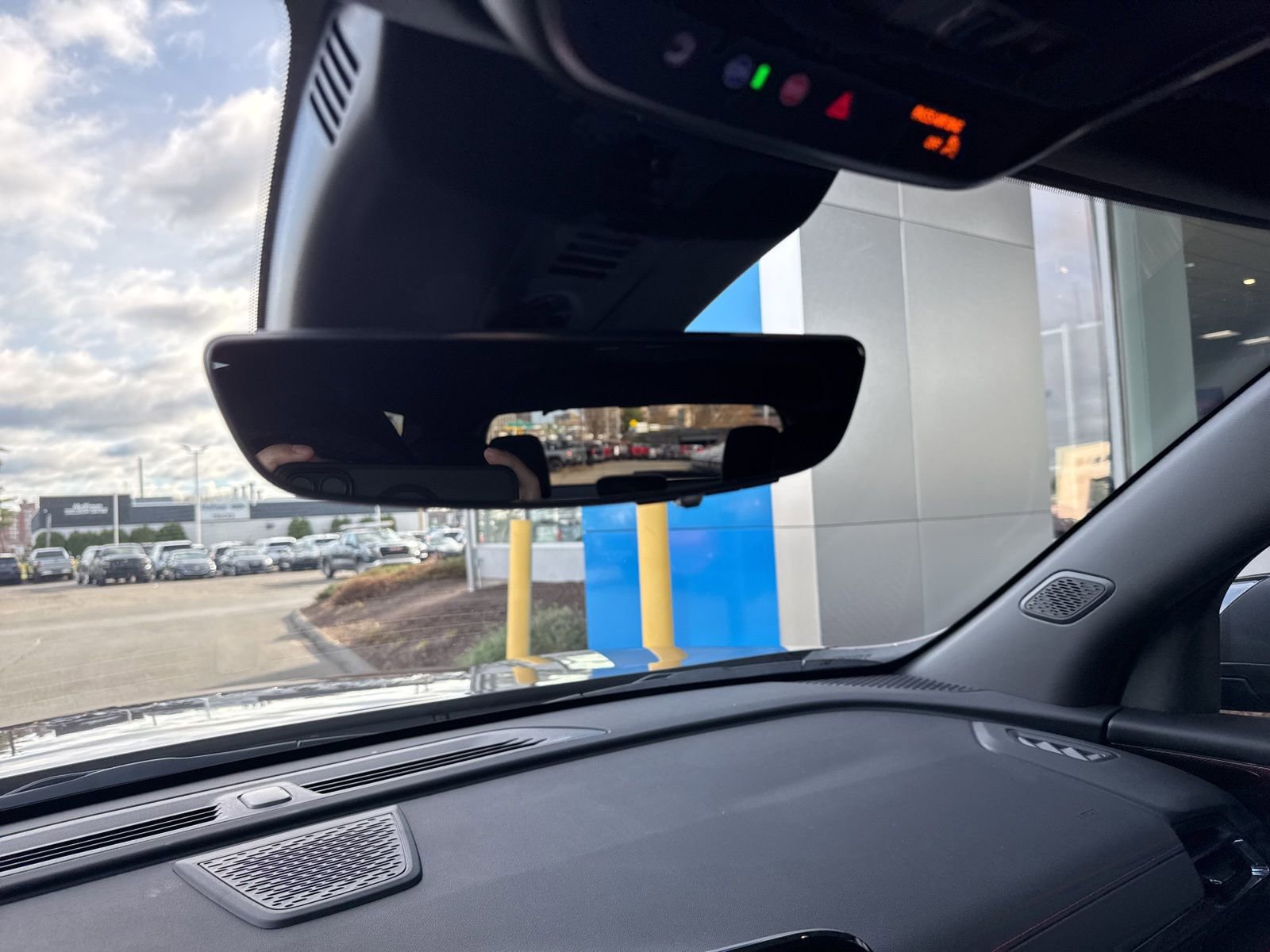 New 2026 Chevrolet Traverse RS AWD/4WD image 31