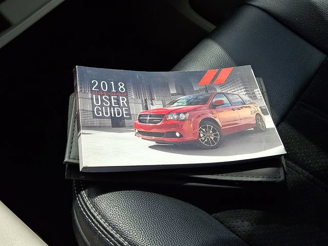 Used 2018 Dodge Grand Caravan SXT FWD image 26