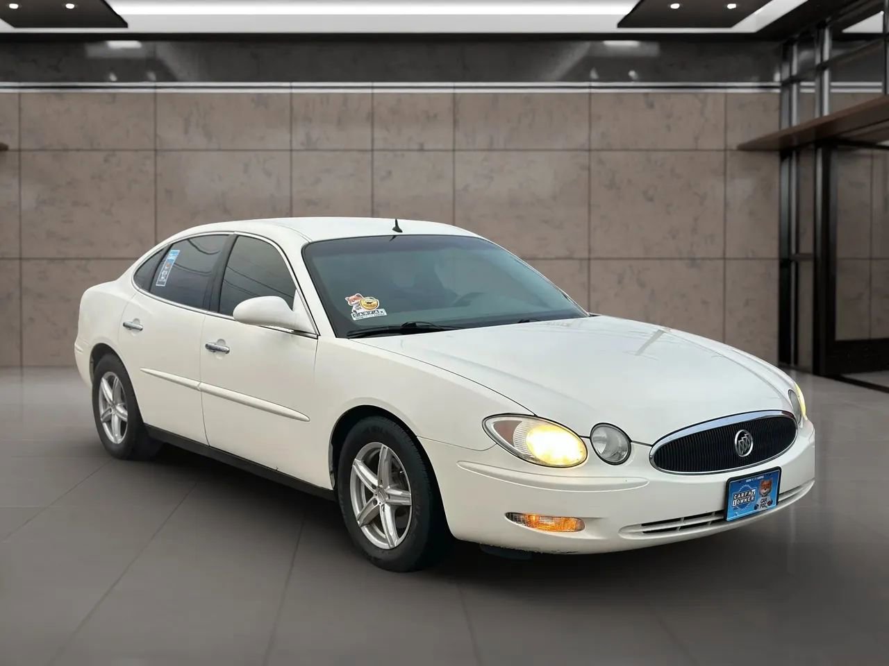 Used 2005 Buick LaCrosse CX w/ Silver Convenience Package image 9