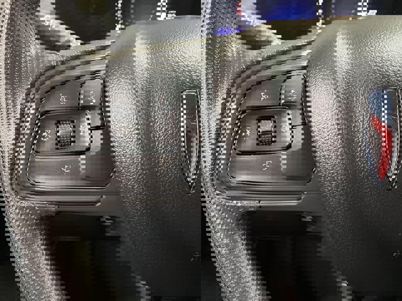 Used 2024 Buick Envista Preferred image 20