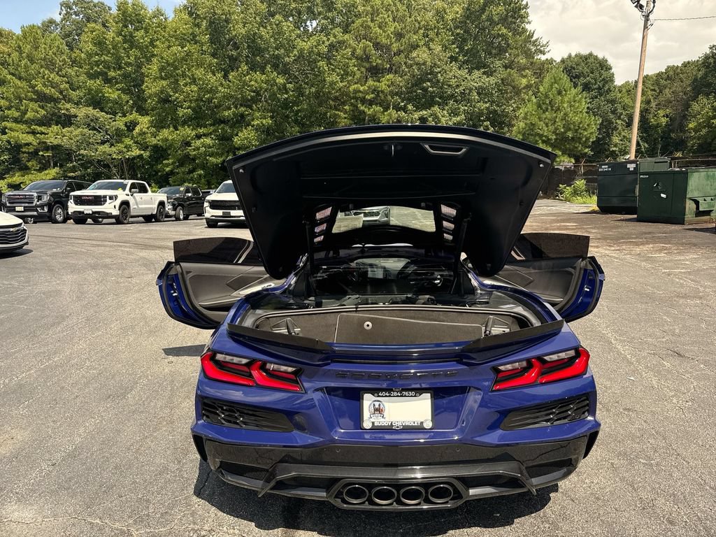 Used 2025 Chevrolet Corvette Z06 RWD image 35