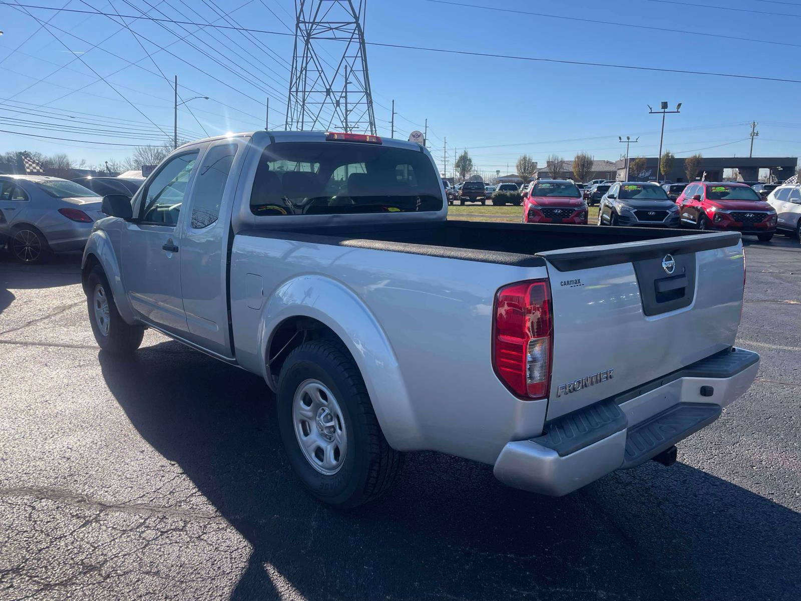 Used 2021 Nissan Frontier S image 3