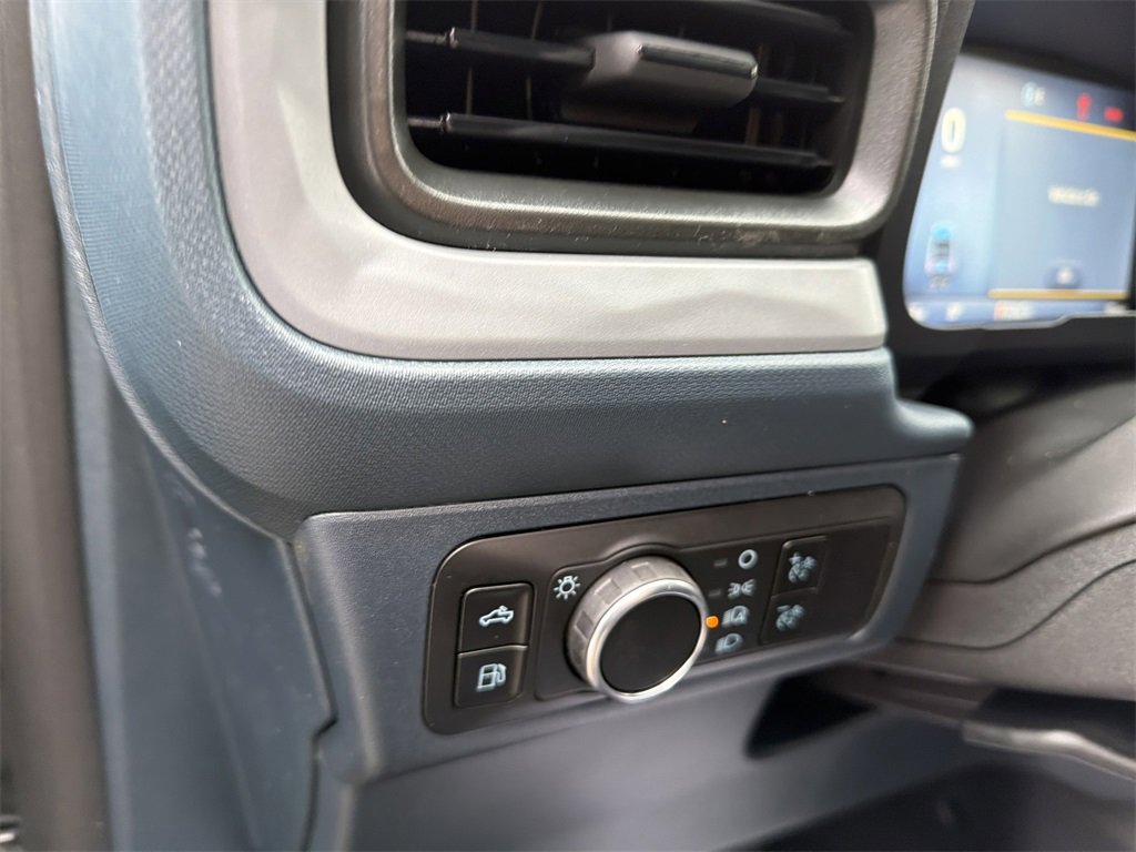 New 2025 Ford Maverick XL w/ Equipment Group 101A image 16