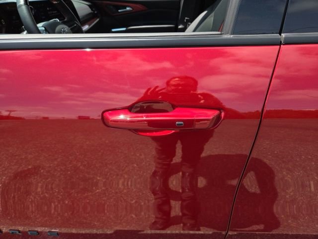 Used 2026 Chevrolet Traverse RS AWD/4WD image 43