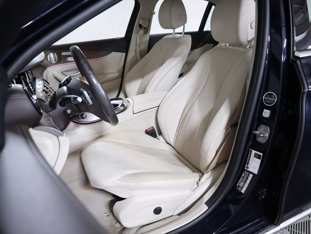 Certified 2018 Mercedes-Benz E 400 4MATIC Sedan image 34