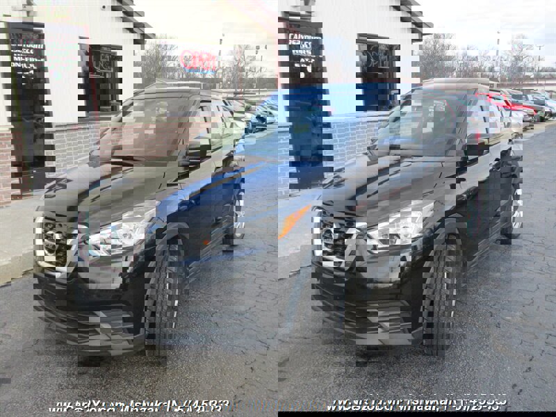 Used 2020 Nissan Kicks S image 3