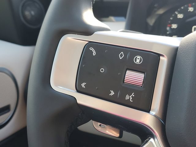 Certified 2025 Land Rover Discovery S AWD/4WD image 24