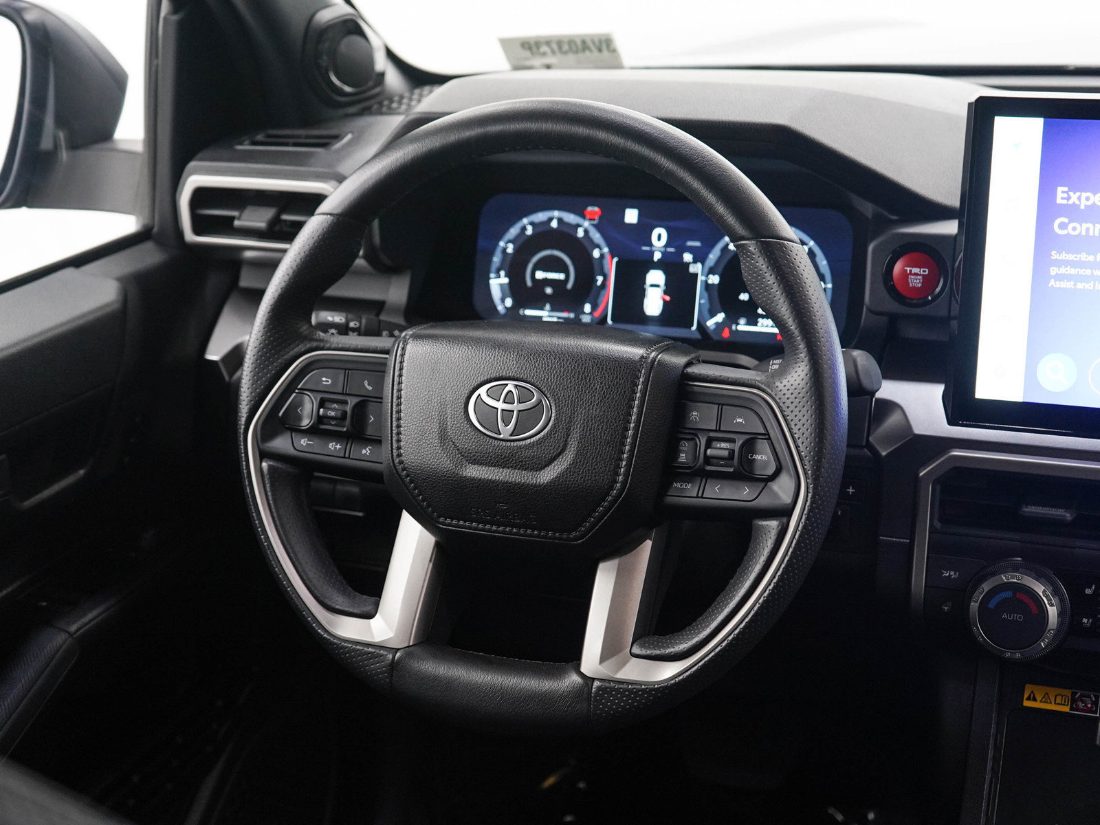 Used 2025 Toyota 4Runner TRD Off-Road Premium w/ Tow Technology Package AWD/4WD image 14