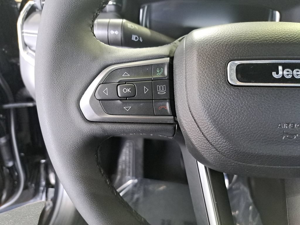 Certified 2023 Jeep Compass High Altitude AWD/4WD image 17