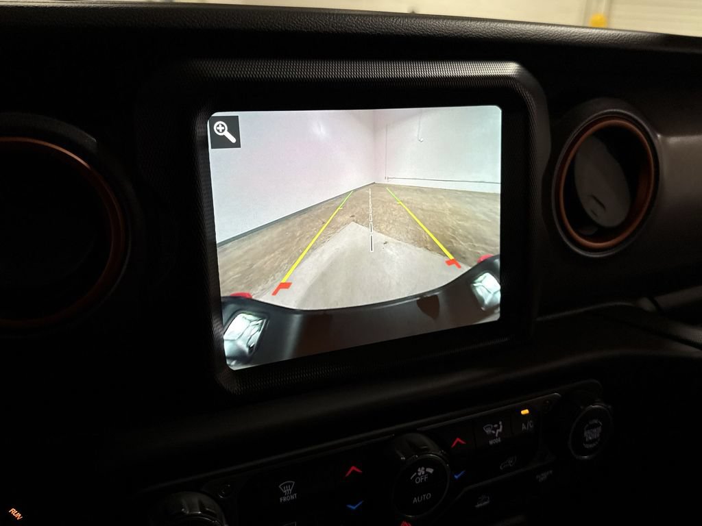Used 2023 Jeep Gladiator Mojave w/ LED Lighting Group AWD/4WD image 16