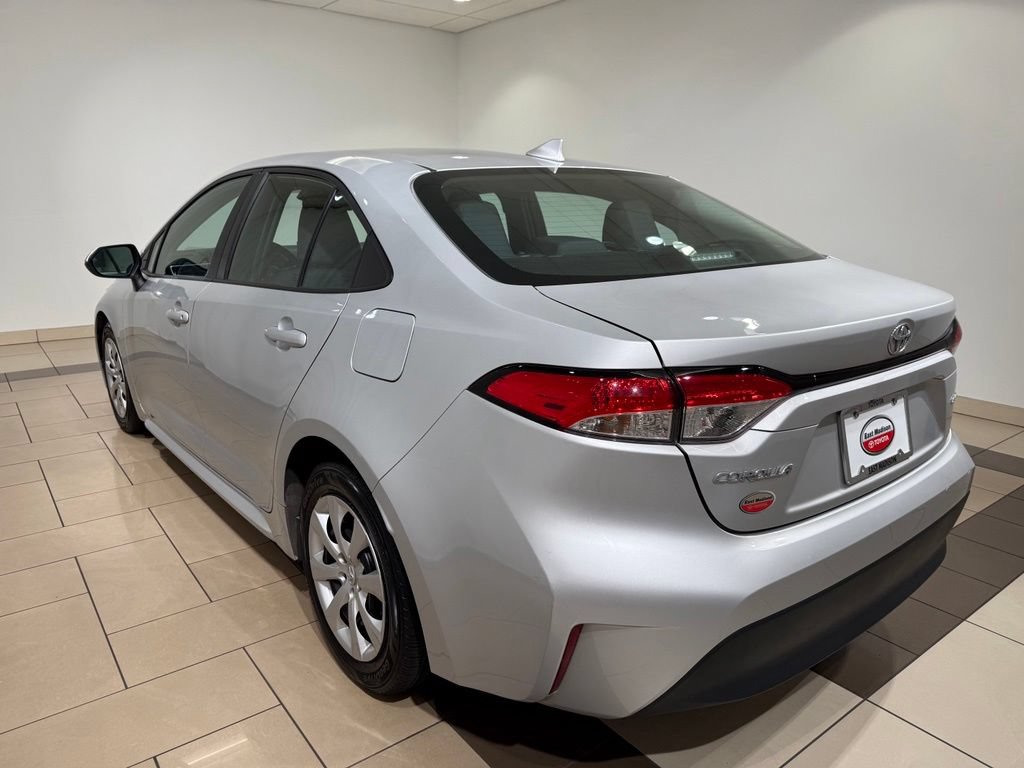 Certified 2024 Toyota Corolla LE FWD image 3