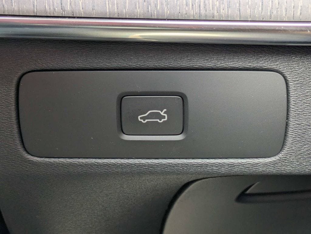 New 2026 Volvo XC90 B5 Ultra w/ Protection Package Premier AWD/4WD image 35
