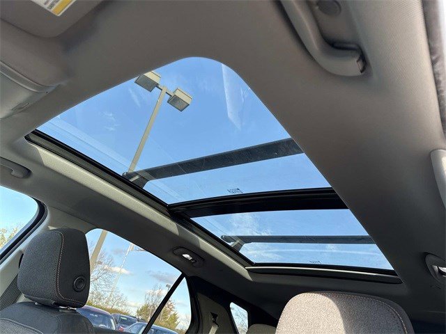 Used 2020 Chevrolet Equinox LT image 16