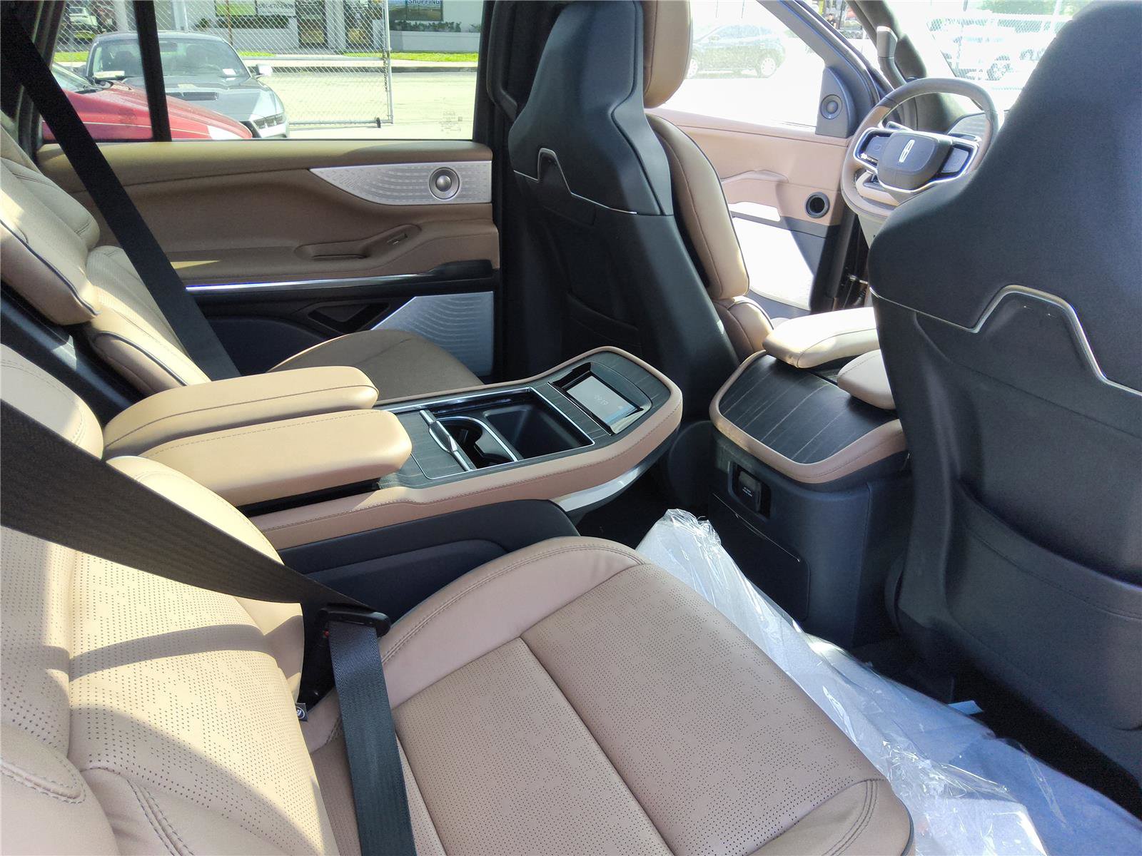 New 2026 Lincoln Navigator L Black Label AWD/4WD image 27