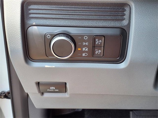 New 2025 Ford F550 4x4 Crew Cab image 11