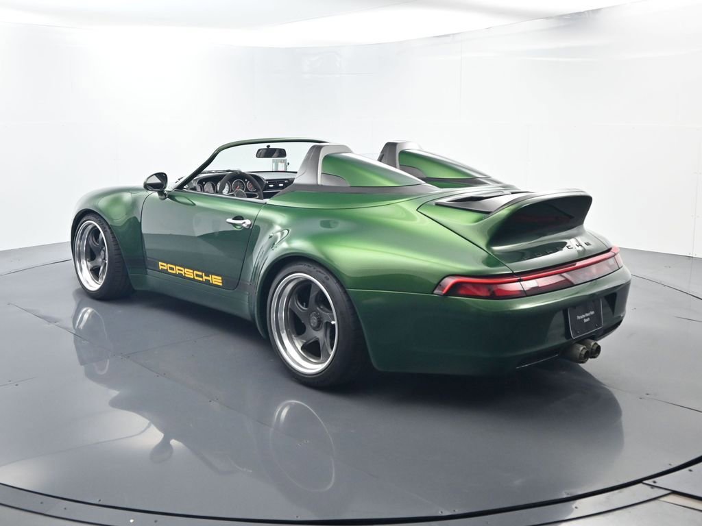 Used 1995 Porsche 911 Carrera RWD image 3