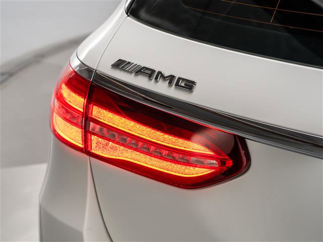 Used 2020 Mercedes-Benz E 63 AMG S image 40