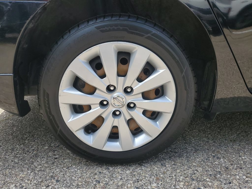 Used 2017 Nissan Sentra SV FWD image 5
