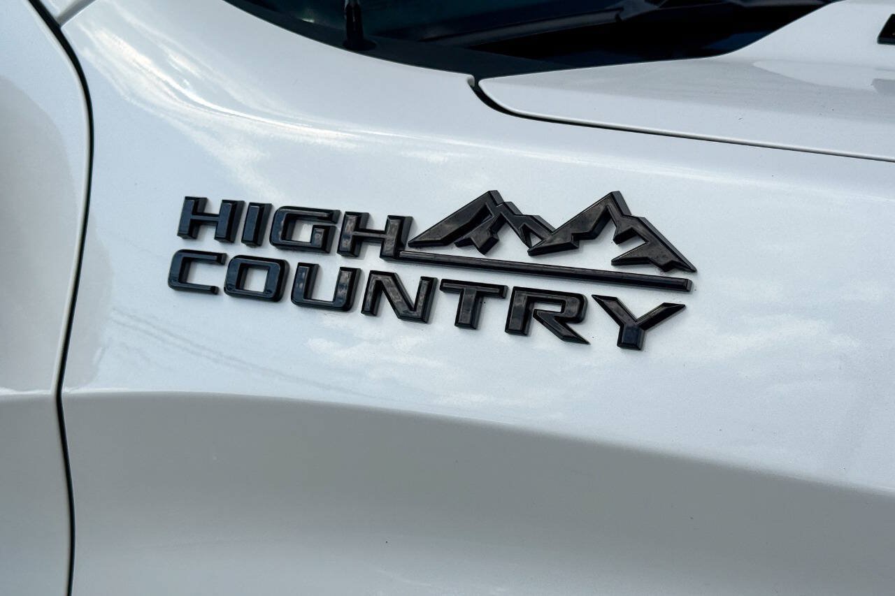 Used 2022 Chevrolet Silverado 1500 High Country w/ LPO, Dark Essentials Package AWD/4WD image 12