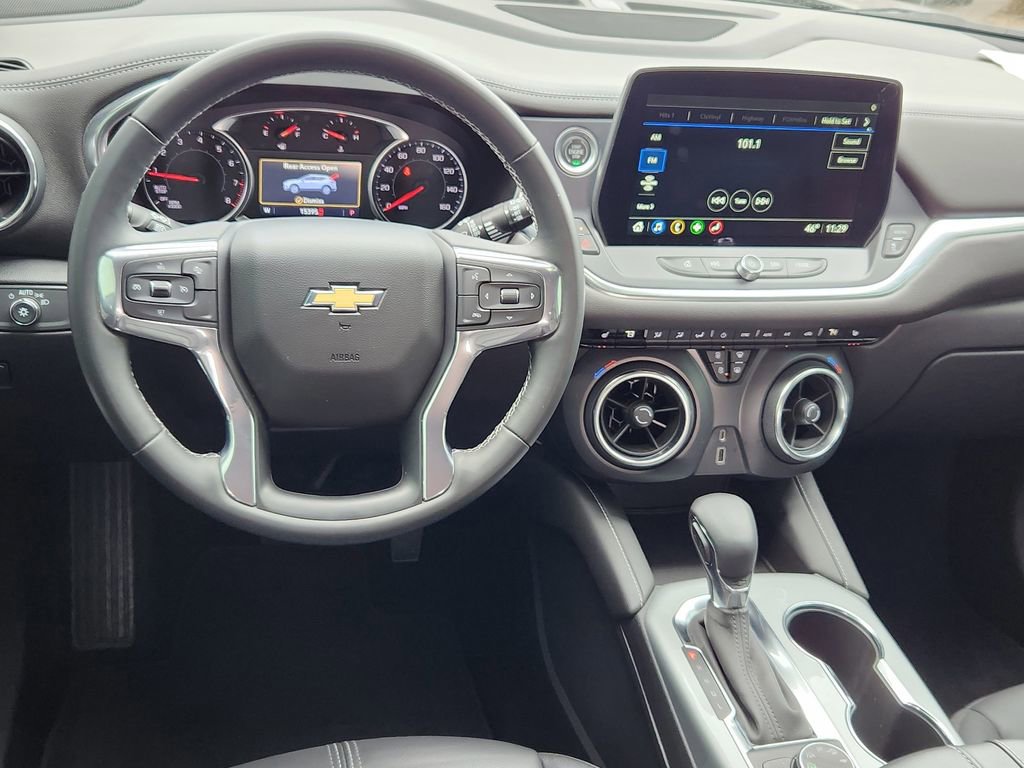 Used 2023 Chevrolet Blazer LT w/ LPO, Black Grille Bar Package image 10