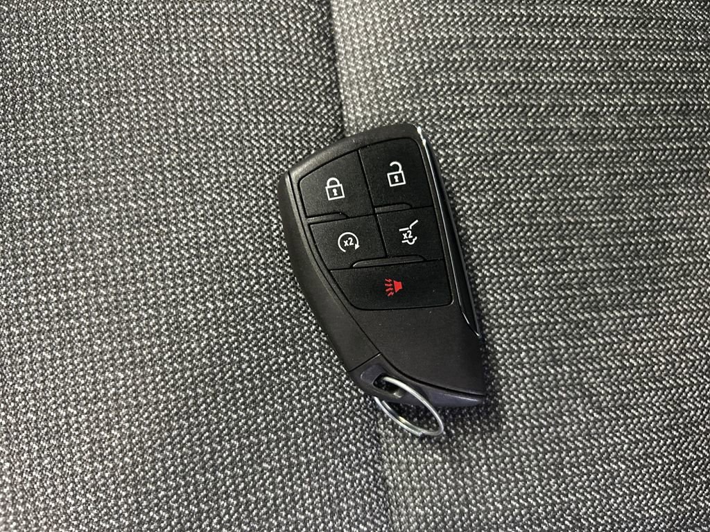 Used 2025 GMC Acadia Elevation image 33