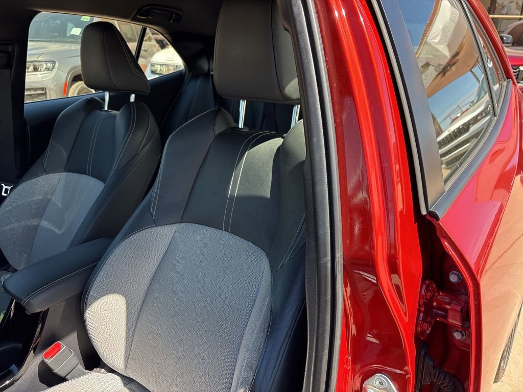 Used 2019 Toyota Corolla XSE FWD image 13