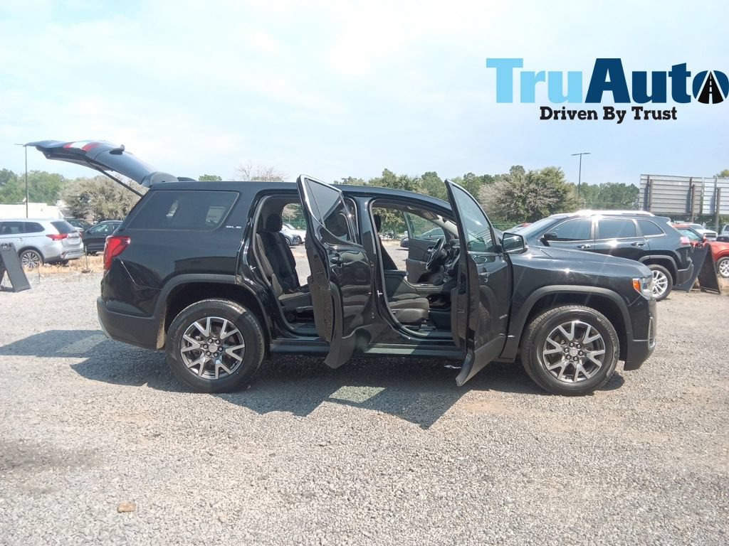 Used 2020 GMC Acadia SLE FWD image 16