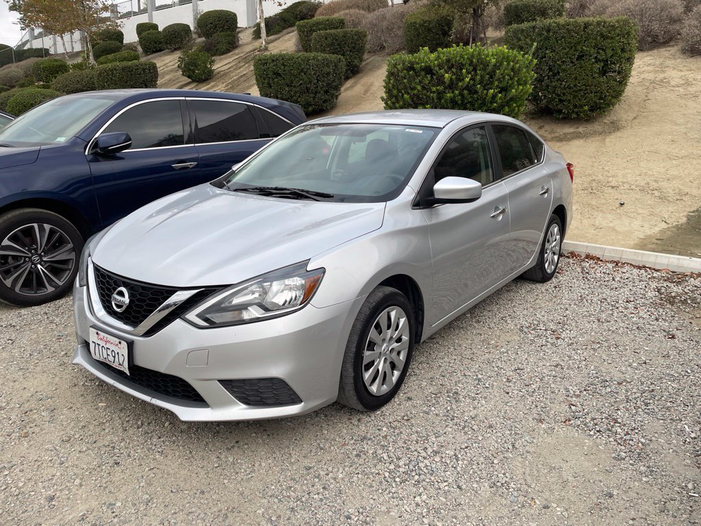 Used 2016 Nissan Sentra S FWD image 4