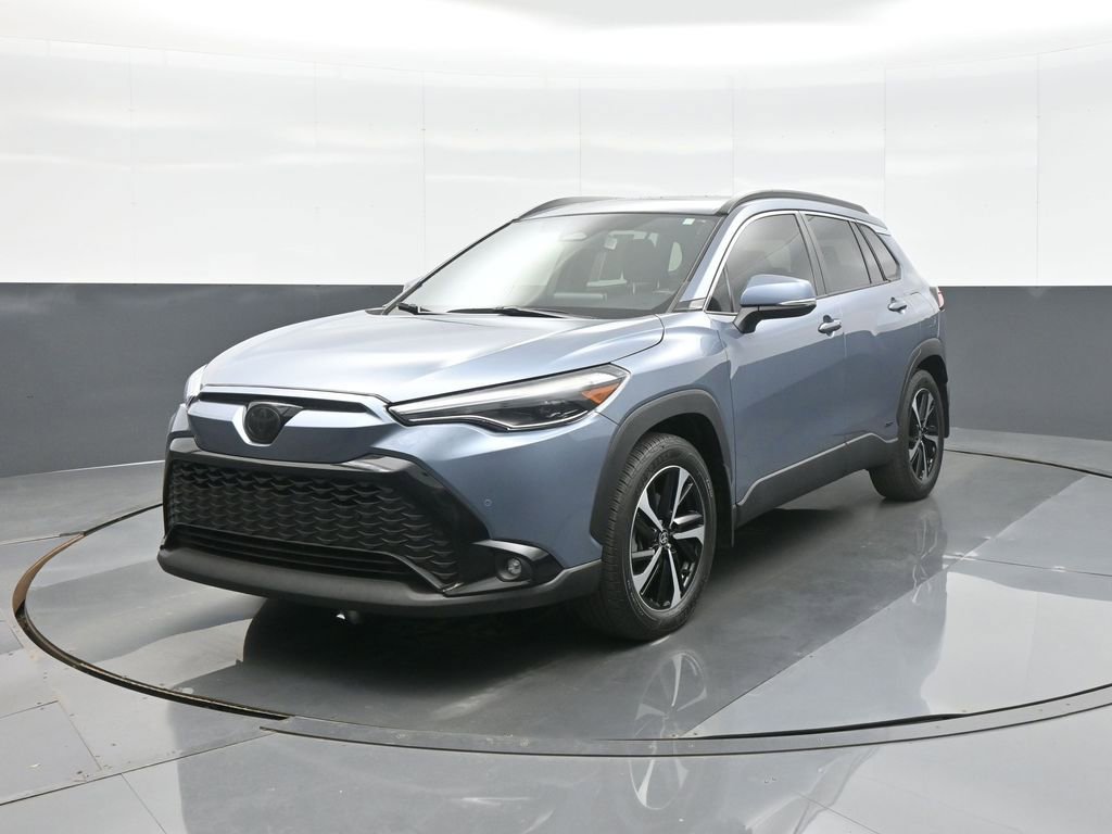 Used 2024 Toyota Corolla Cross XSE w/ Convenience Package image 5