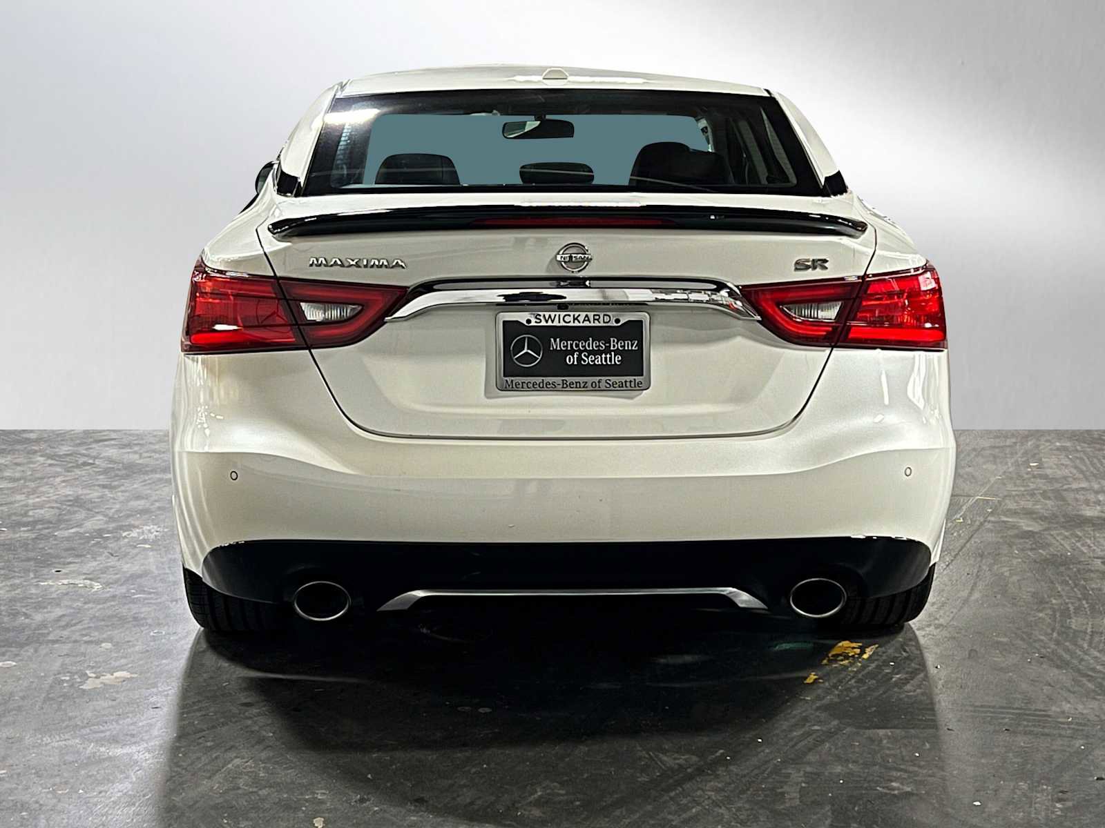 Used 2017 Nissan Maxima SR w/ Midnight Edition image 4