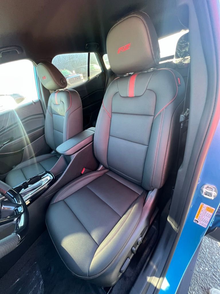 New 2025 Chevrolet Trax RS w/ Driver Confidence Package image 11