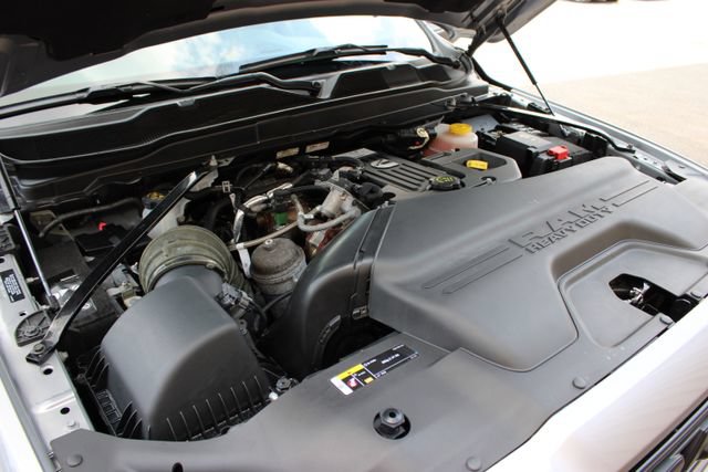 Used 2025 RAM 2500 Laramie AWD/4WD image 60