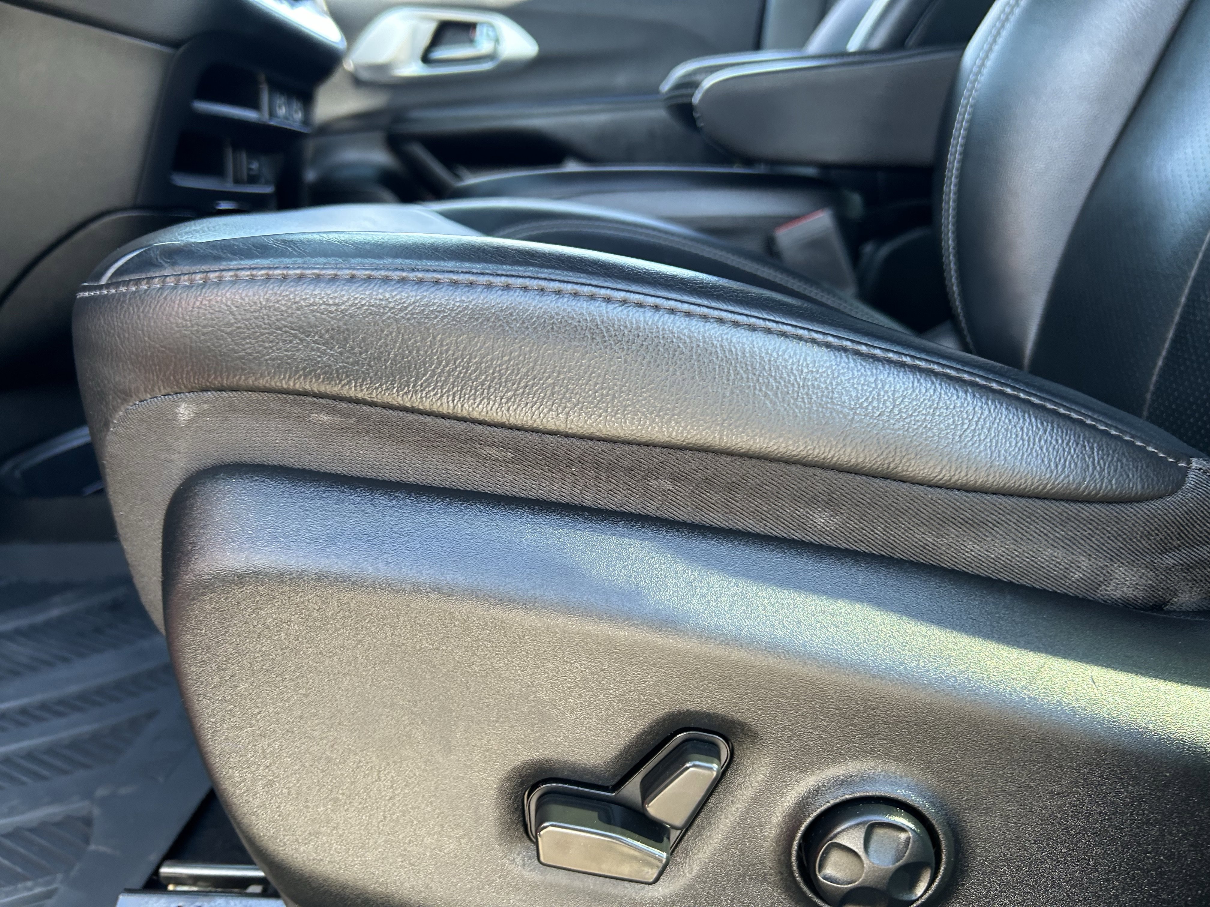 Certified 2022 Chrysler Pacifica Touring-L w/ S Appearance Package image 22