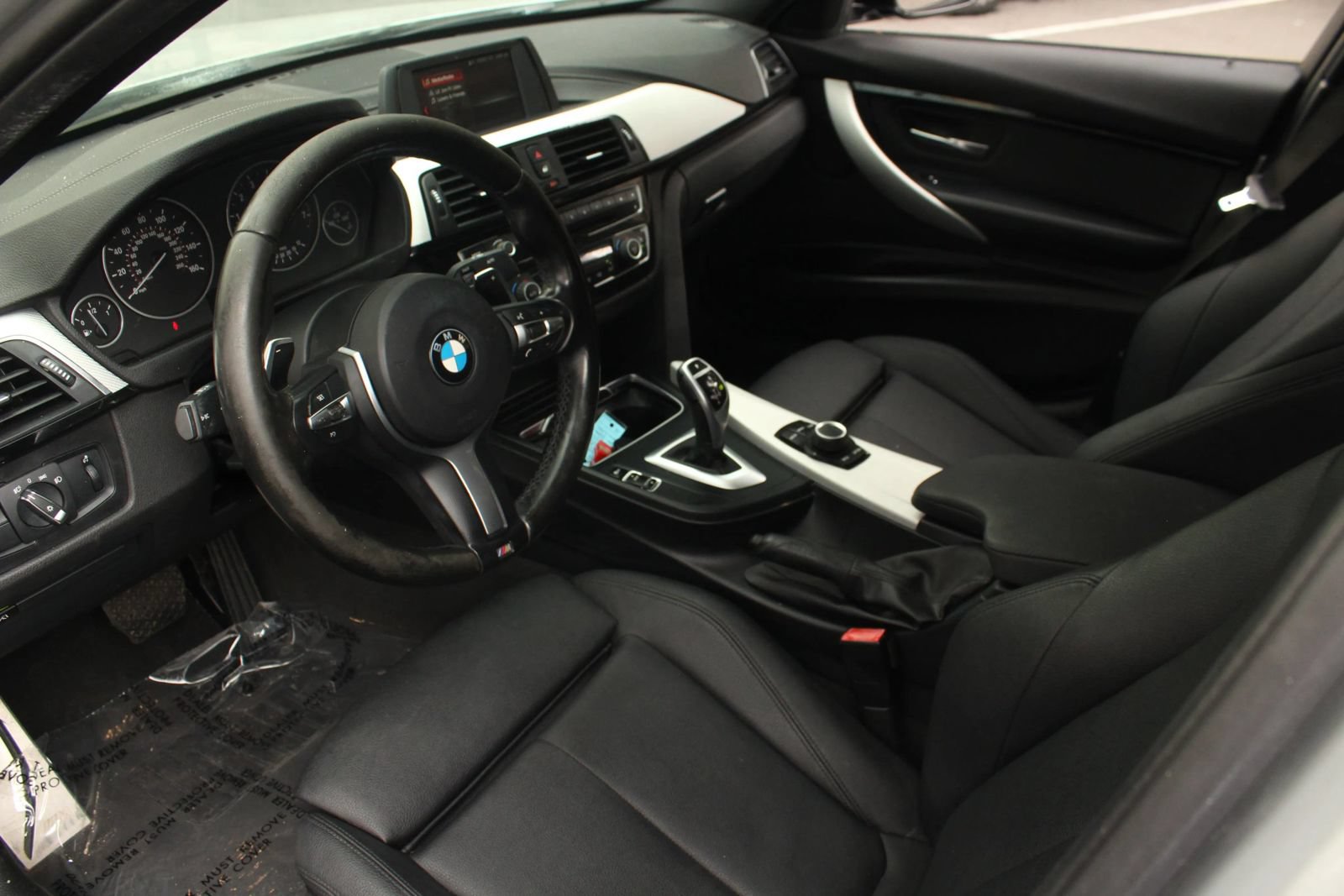 Used 2018 BMW 330i Sedan RWD image 13