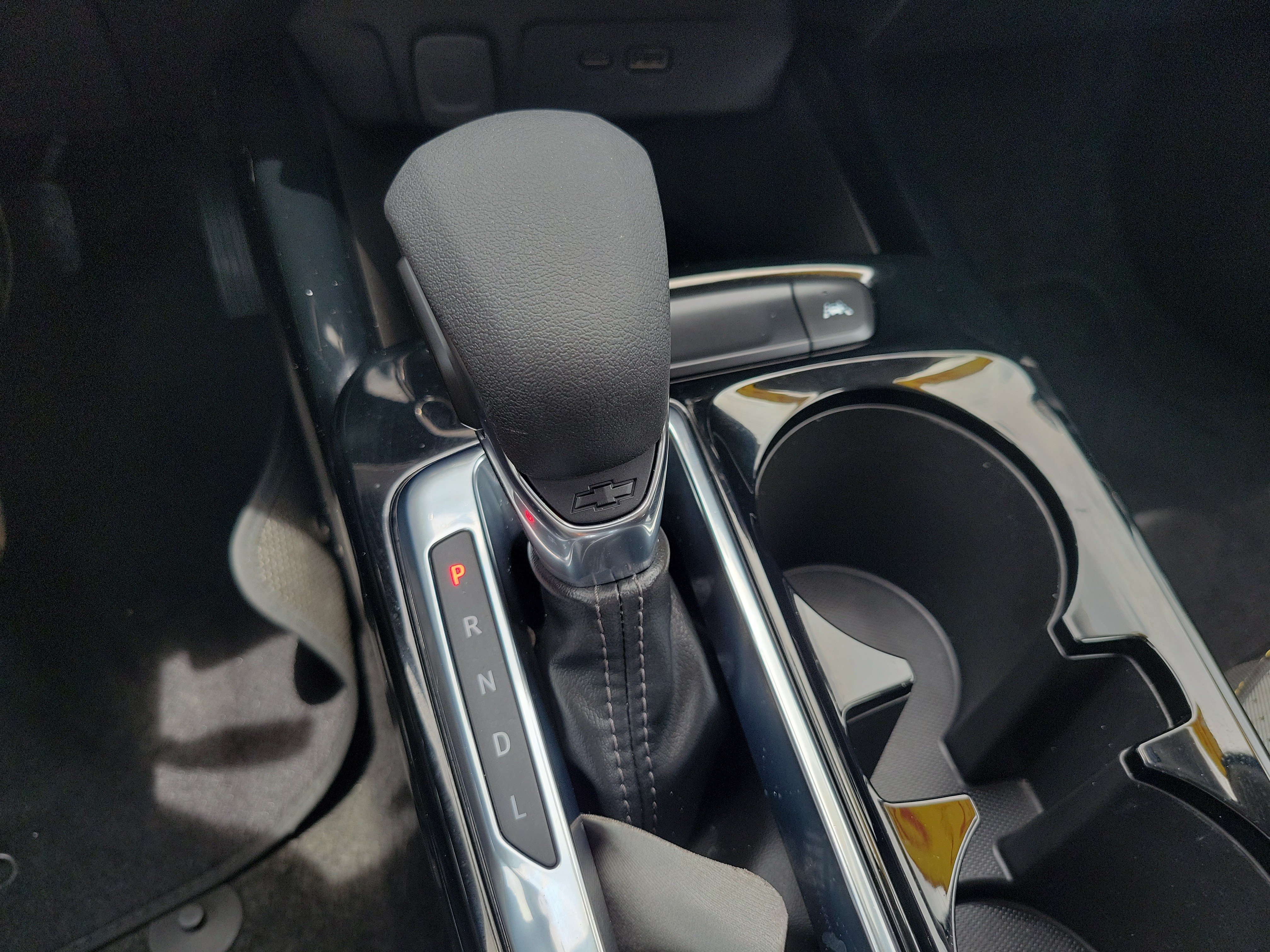 Certified 2024 Chevrolet Trax LT FWD image 24