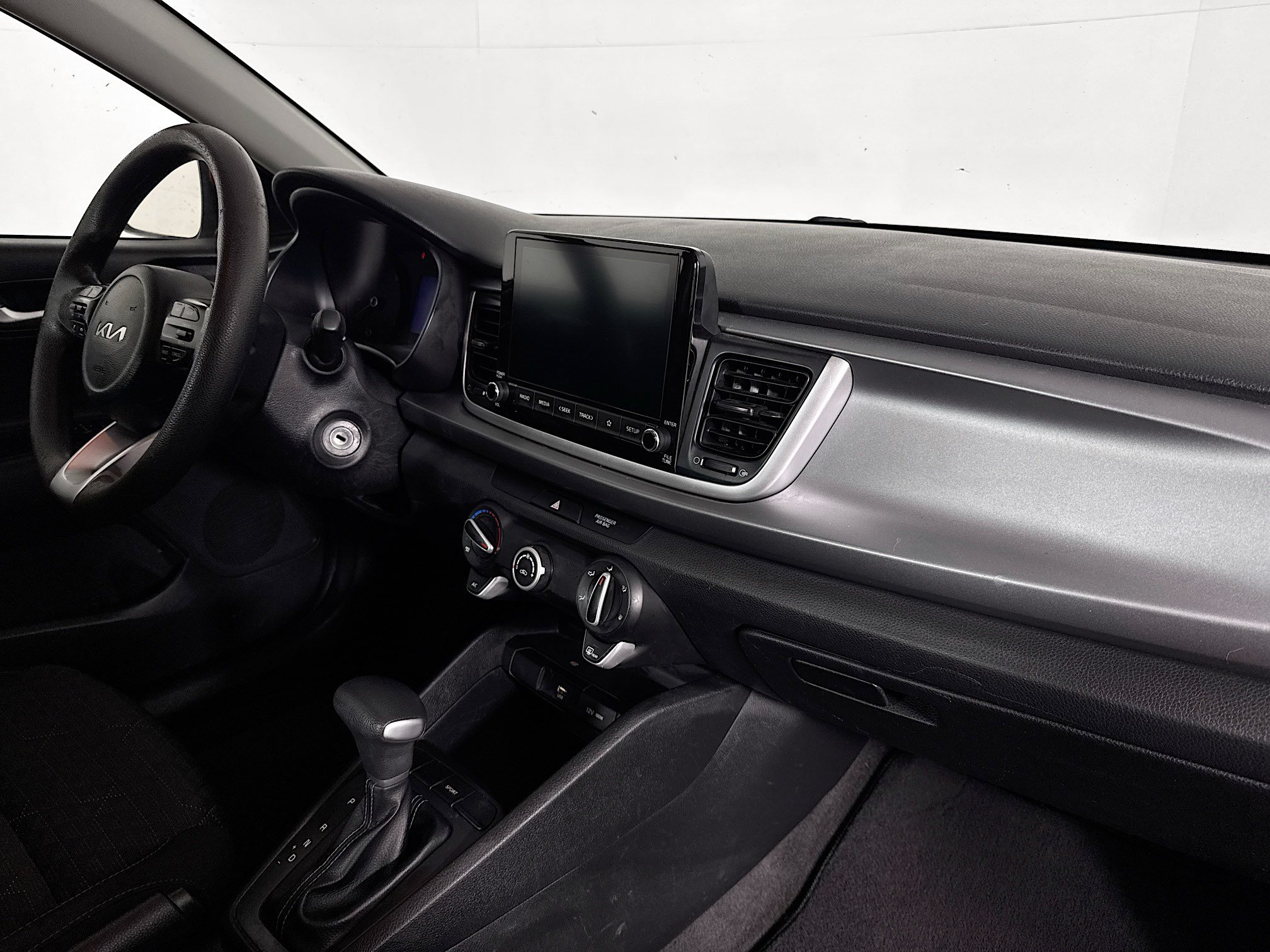 Used 2023 Kia Rio S FWD image 28