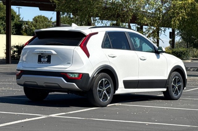 New 2026 Kia Niro LX FWD image 5